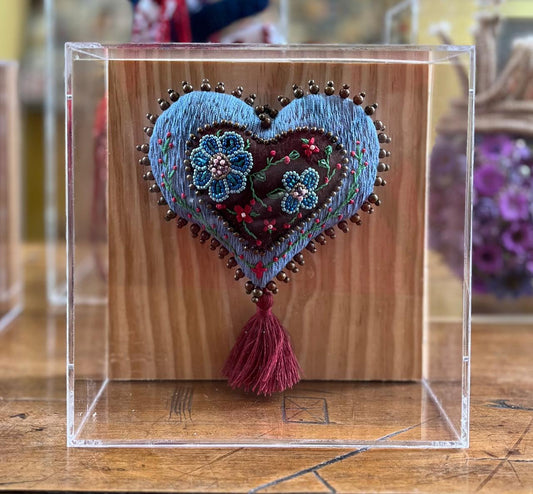 Coração 6 - T01, 006 - Coração de Madeira Azul