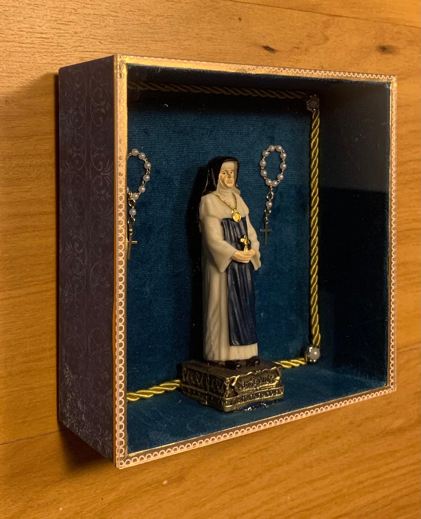 Coleção Santíssima 6 - T01, 024 - Irmã Dulce